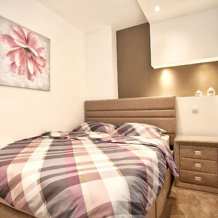 Hostgost Selected Suites - Skadarlija Square Belgrad Exterior foto